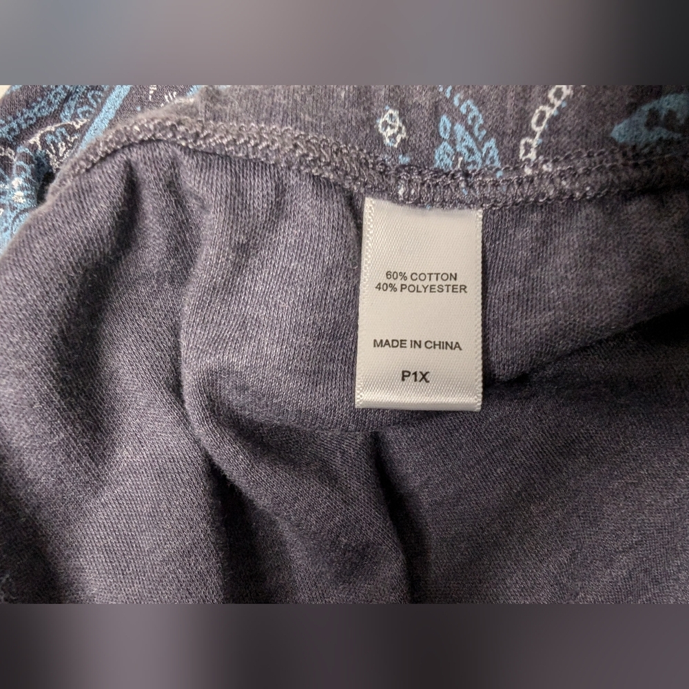 NWOT Unbranded Women Petite 1X Cropped Pajama Pants Dark Grey with Blue Design - Picture 7 of 14